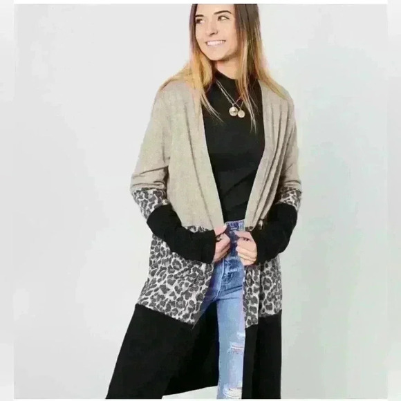 Daytrip Buckle Size Small Color Block Cardigan Sweater Neutral Animal Print Boho - Picture 1 of 7